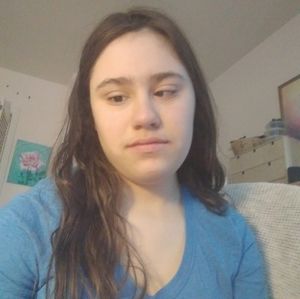 Meet your Posher, Phoebe